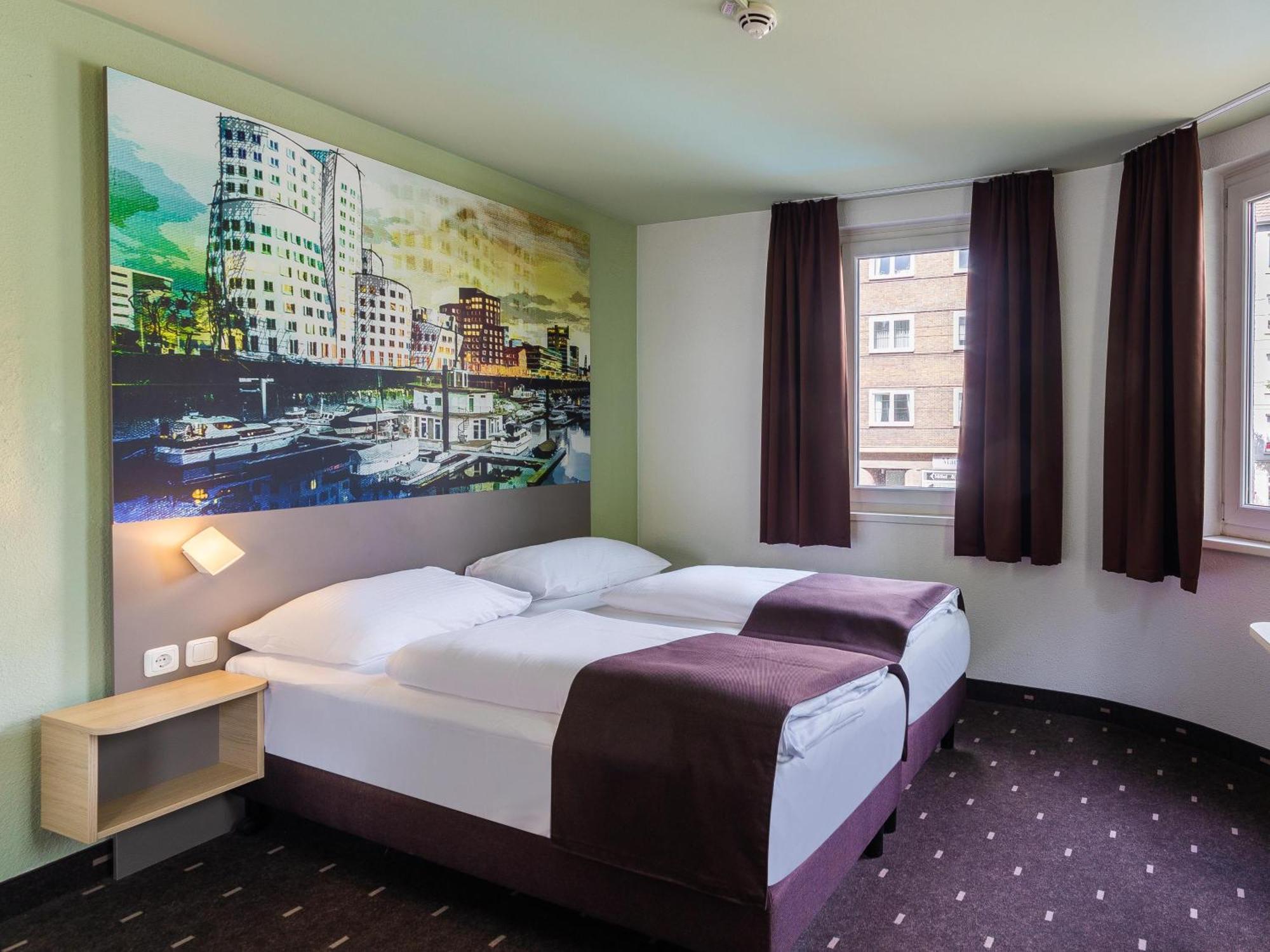 B&B Hotel Duesseldorf City-Sued Eksteriør bilde