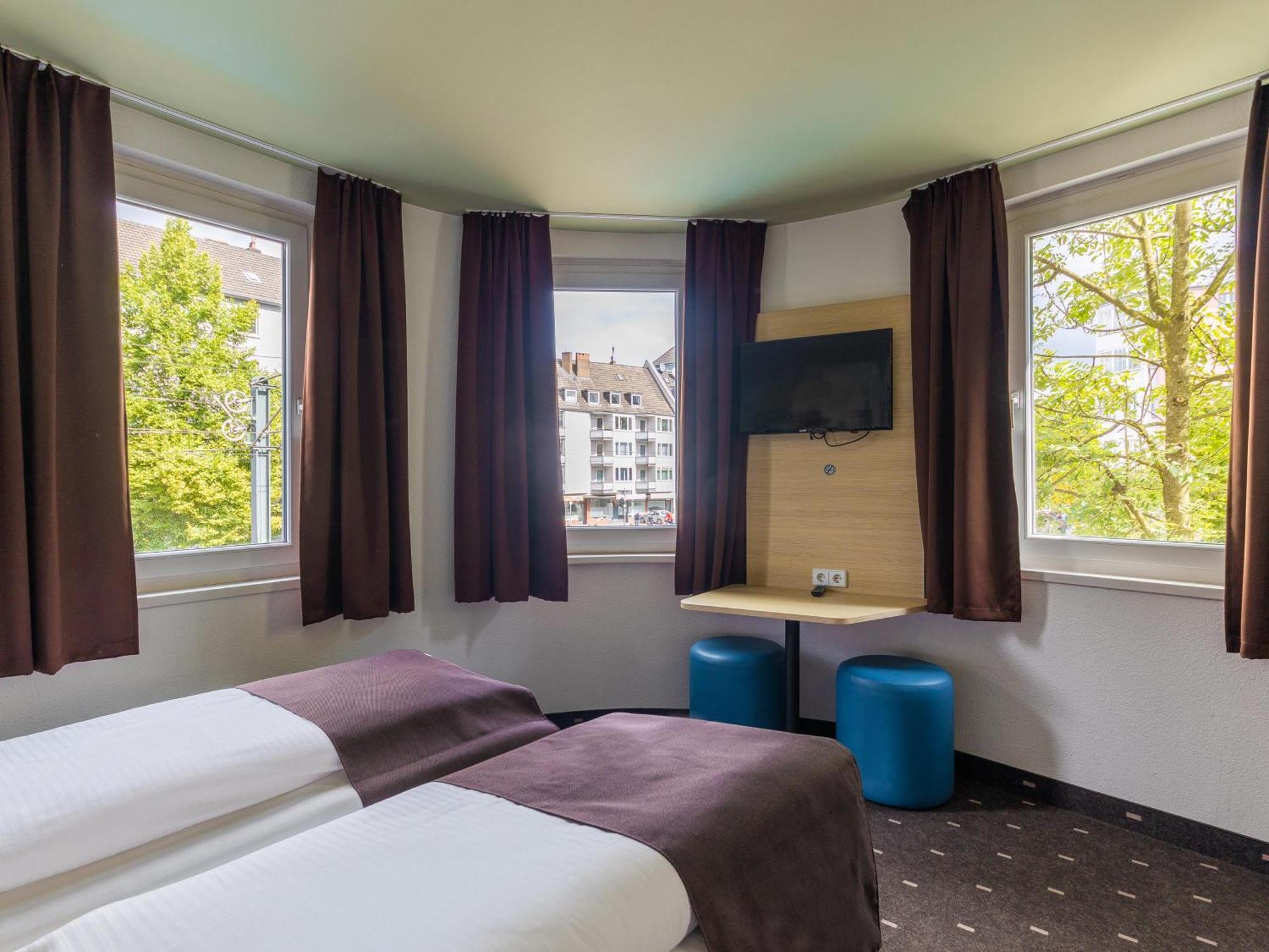 B&B Hotel Duesseldorf City-Sued Eksteriør bilde